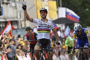 CYCLING-FRA-BEL-TDF2017-LINE