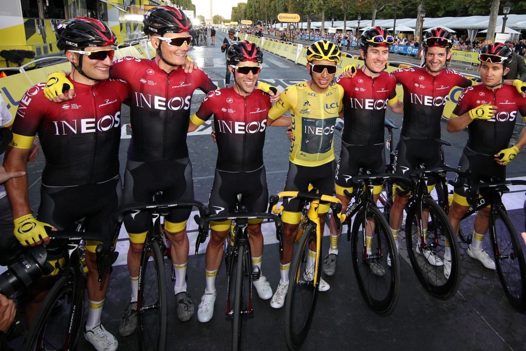 Egan-Bernal-Ineos-podio-Tour-de-Francia-2019-campeón-ph.-Getty-Sport-Ineos-tw