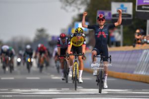 Pidcock Van Aert