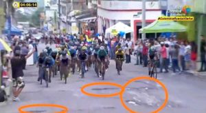 vuelta a colombia hueco