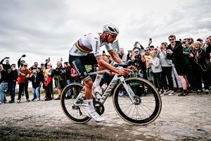 Van der Poel, París - Roubaix