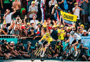 Vingegaard - Pogacar, UCI