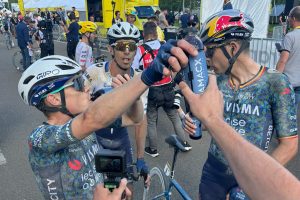 Vingegaard, Laporte, Van Aert, Visma - Lease a Bike