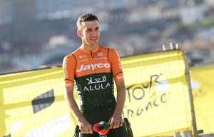 simon yates 24