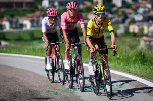 Yates Del Toro Carapaz Giro e16 2025