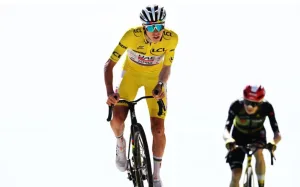 pogacar vingegaard tdf e16 2025
