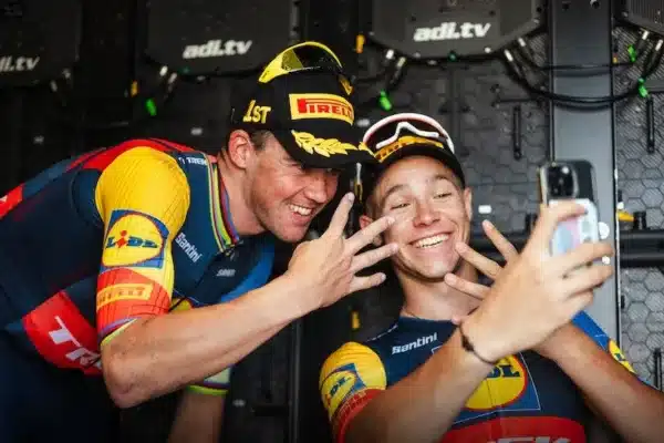 Mads Pedersen y Jonathan Milan (Lidl-Trek)