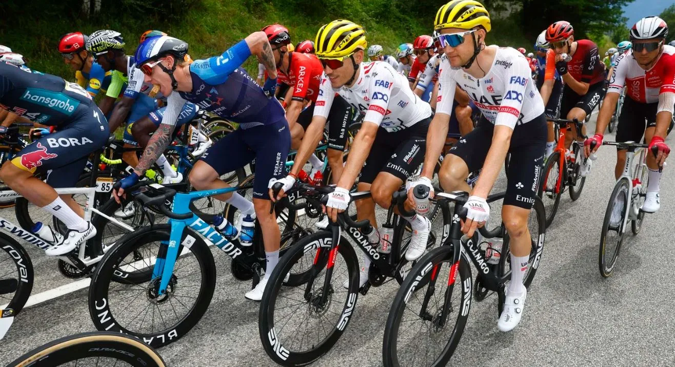 Juan Ayuso, Tim Wellens, UAE