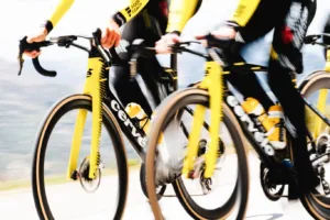 Los nuevos fichajes de Visma ganan “de 15 a 20 vatios” solo por bicicletas
