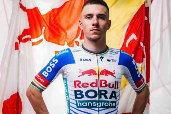 Remco Evenepoel, Red Bull