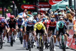 Recibió la primera amarilla del 2026 por festejar