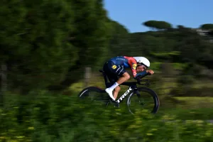 ¿Lidl-Trek es más profesional que UAE? Ayuso sostiene que encontró una mejora tras cinco años