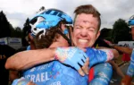 Simon Clarke (Israel - Premier Tech) al ganar etapa en el Tour de France 2022