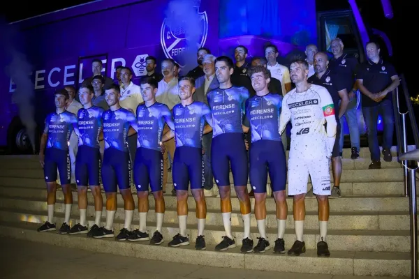 El equipo Feirense Beeceler para la Volta ao Portugal 2025