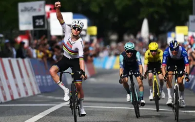 Tadej Pogacar (UAE) vence la etapa 1 del Tour de Romandía 2026