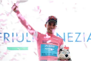 El uruguayo Silva renueva su contrato con XDS Astana ¡como uno de los líderes de equipo!