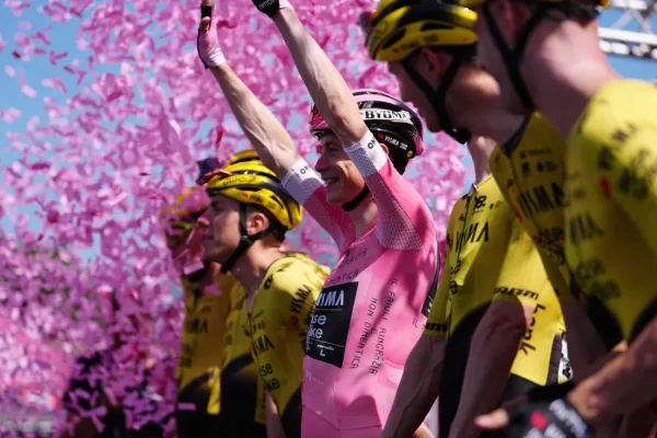 Jonas Vingegaard y Visma - Lease a Bike en el Giro d´Italia 2026
