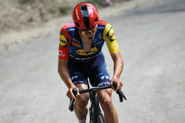 Juan Ayuso (Lidl-Trek) en el Tour Auvergne - Rhone - Alpes 2026