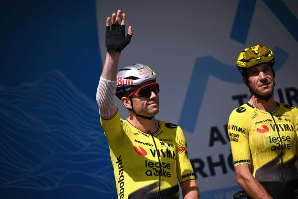 Wout van Aert (Visma - Lease a Bike) en la primera etapa del Tour Auvergne Rhone Alpes 2026