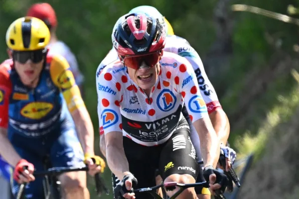 Jonas Vingegaard (Visma - Lease a Bike) en la etapa 10 del Tour de France 2026