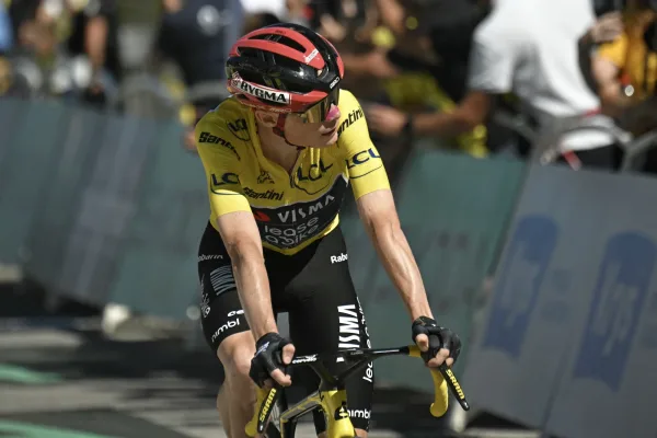 Jonas Vingegard (Visma - Lease a Bike) en la etapa 3 del Tour de France 2026