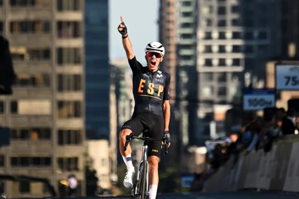 Benjamín Noval (España) gana el Mundial Montreal 2026 de Ruta en la categoría junior