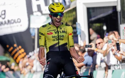 Davide Piganzoli (Visma - Lease a Bike) gana el Giro dell´Emilia 2026